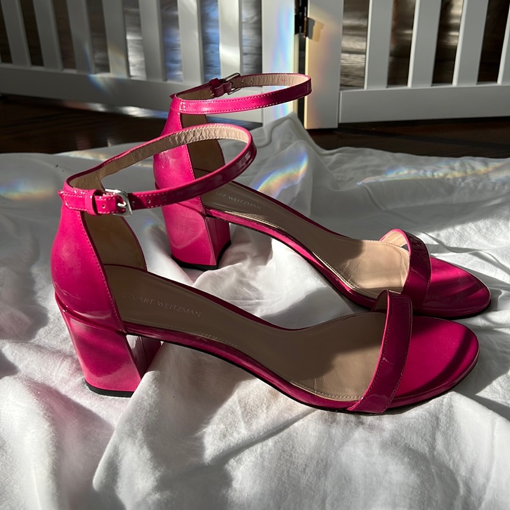 Stuart Weitzman, The Simple sandal. Patent leather. Cyclamen size 10.